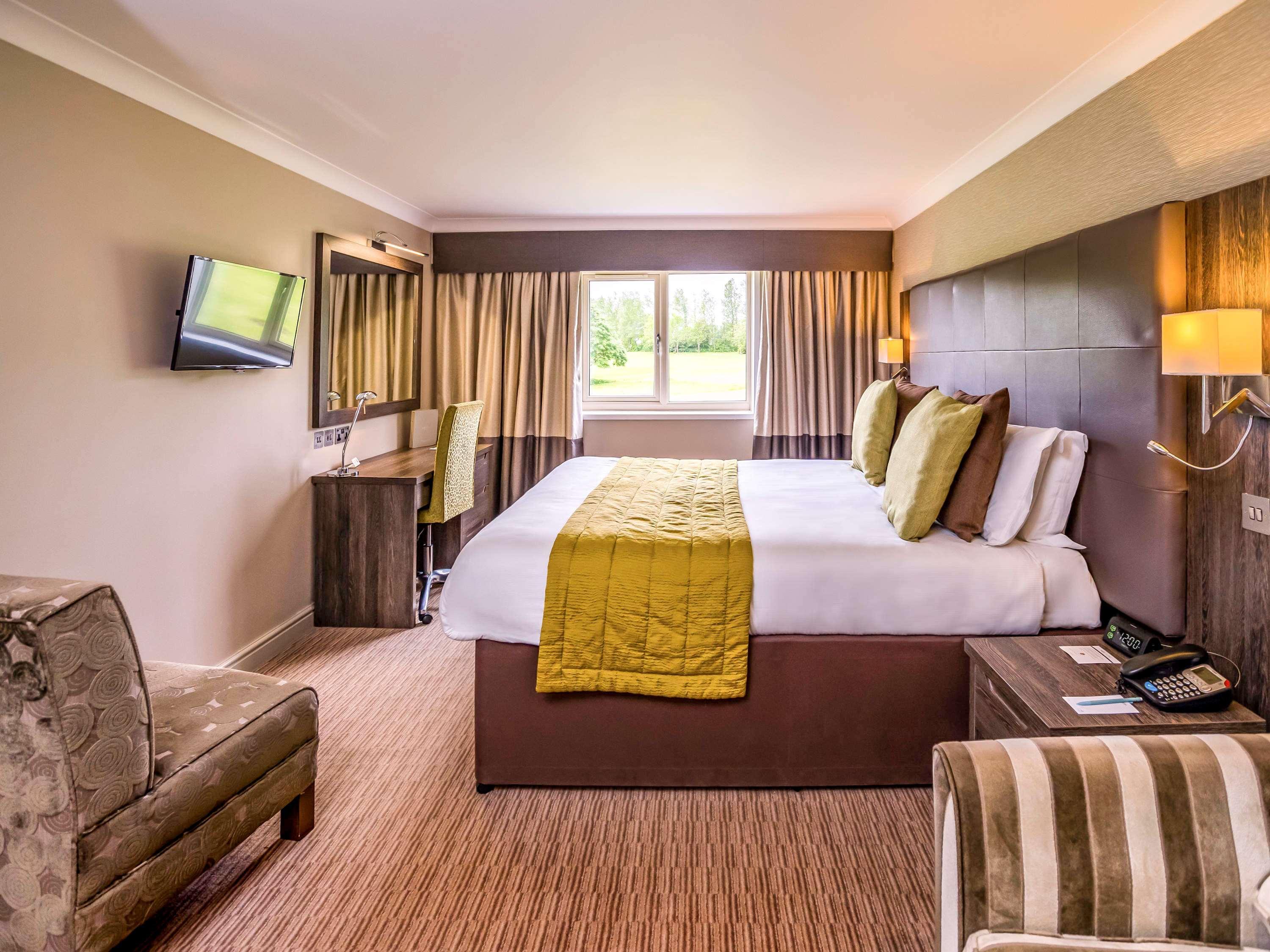 Mercure Milton Keynes Hotel Exteriör bild