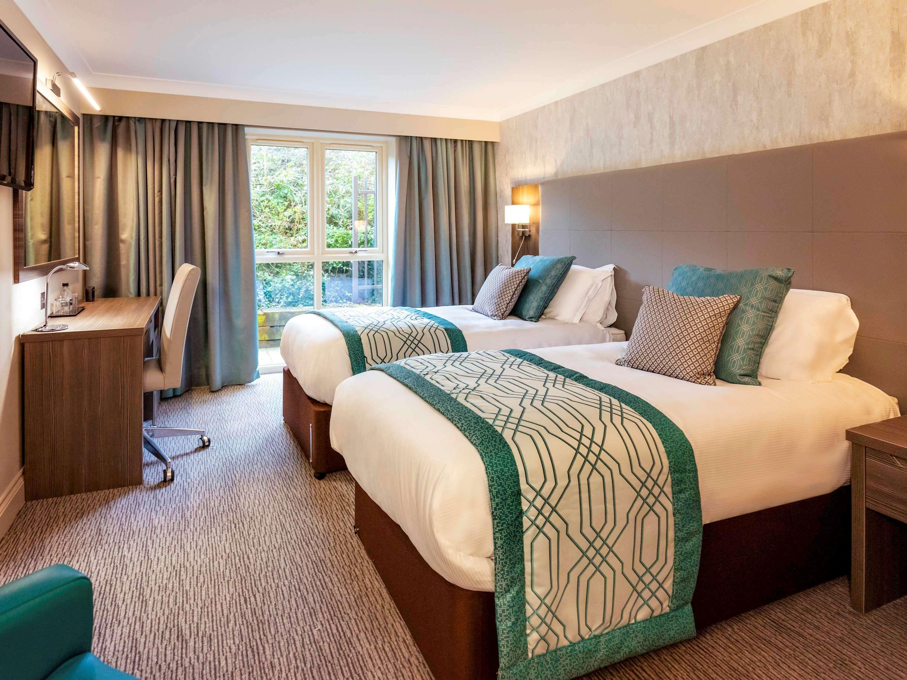 Mercure Milton Keynes Hotel Exteriör bild