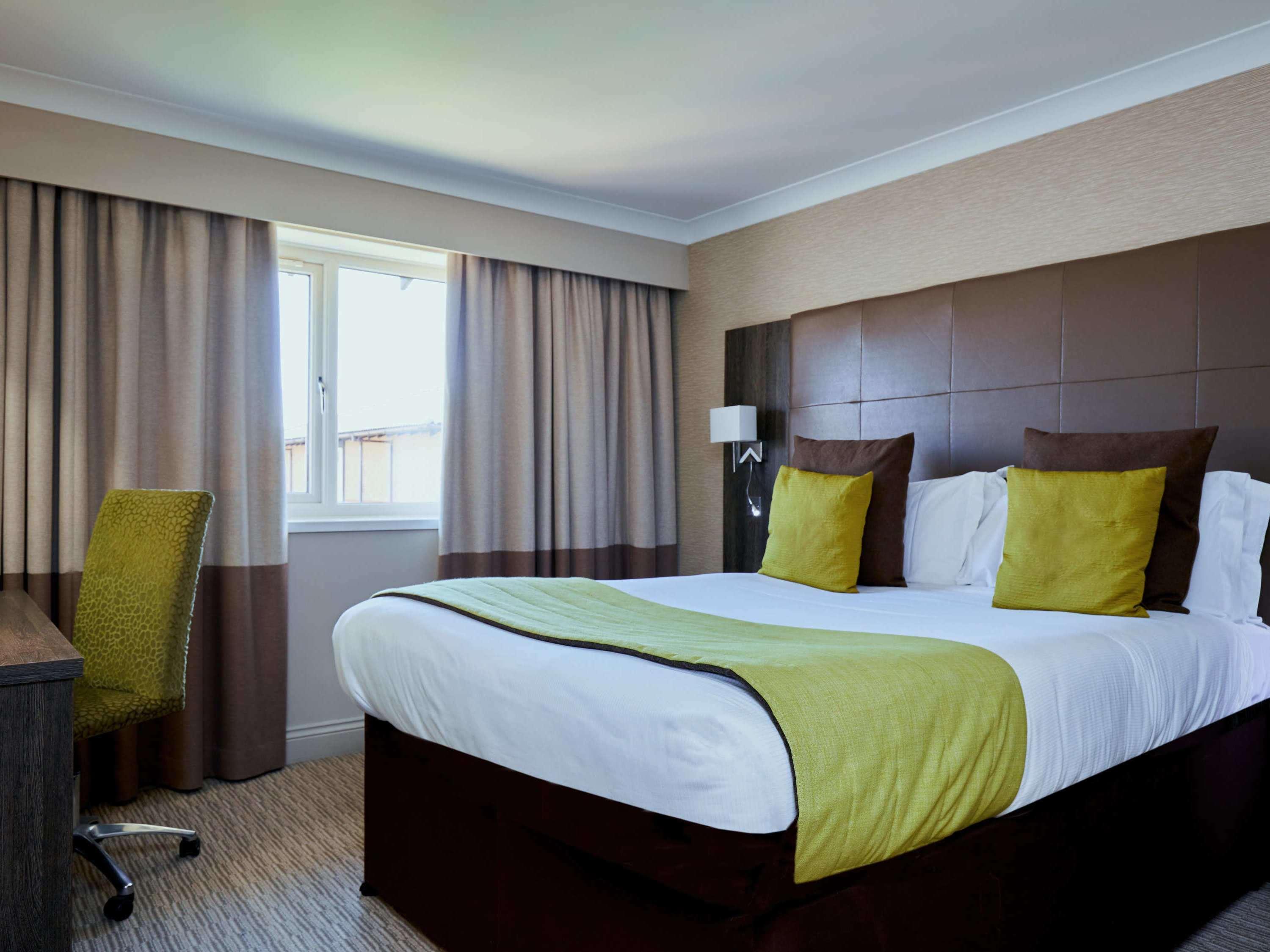 Mercure Milton Keynes Hotel Exteriör bild