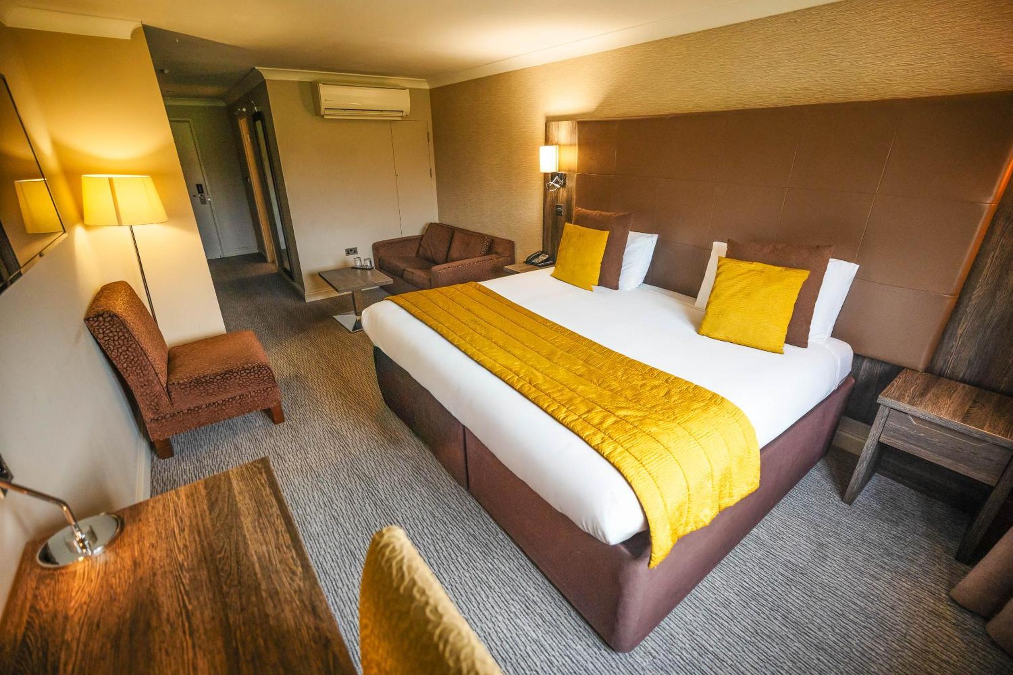 Mercure Milton Keynes Hotel Exteriör bild